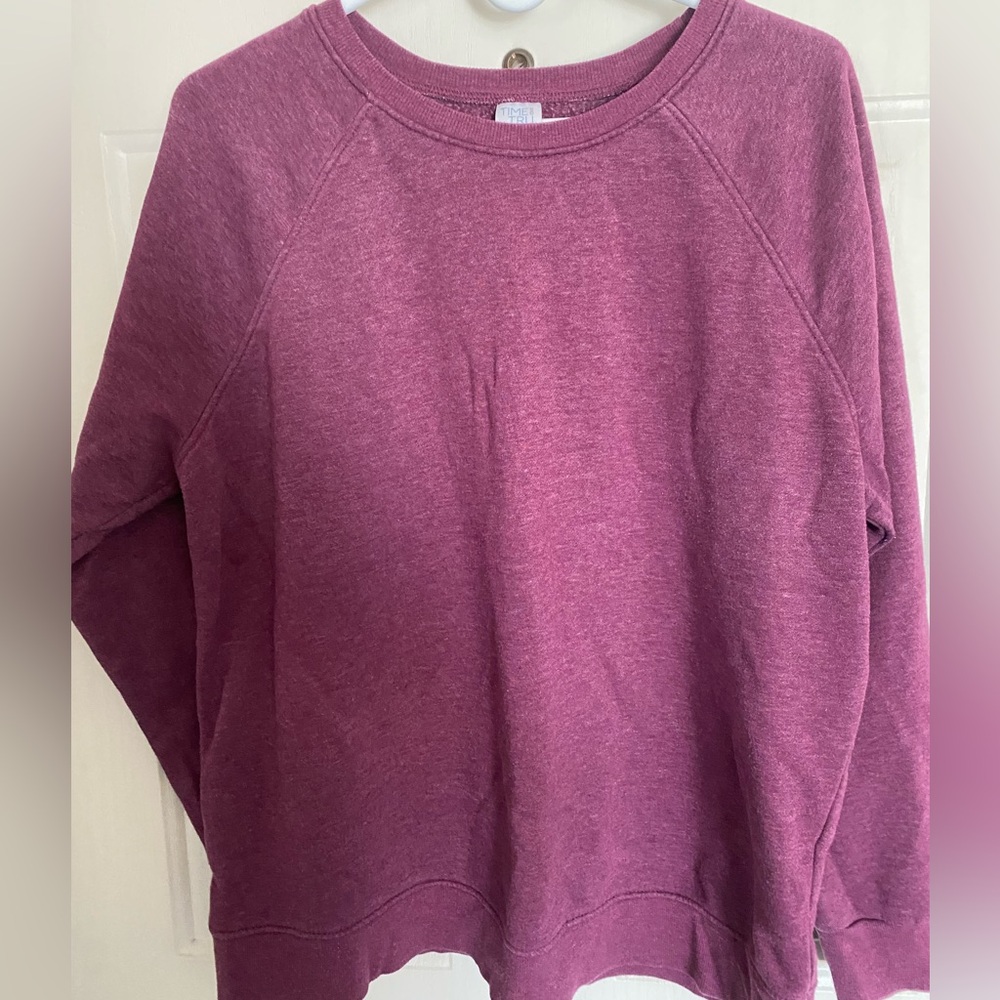 Crew neck sweatshirt.  Like new!  Worn once